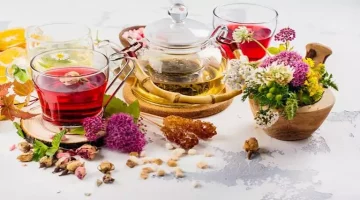 فوائد ومخاطر العلاج بالأعشاب