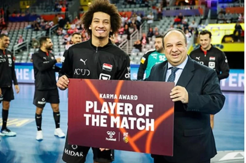علي زين يتحدث عن فوز منتخب مصر لكرة اليد على الأرجنتين