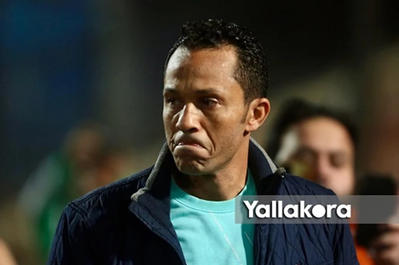 بكاء عبد الحليم علي من هتاف جماهير الزمالك 5 بكاء عبد الحليم علي من هتاف جماهير الزمالك