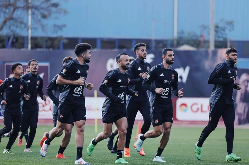 الأهلي يبدأ استعداداته لمواجهة بيراميدز في الدوري 5 الأهلي يبدأ استعداداته لمواجهة بيراميدز في الدوري