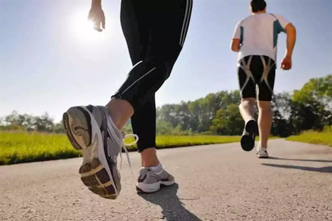 المشي لمدة 5 دقائق فقط يجلب هذه الفوائد المفاجئة 5 المشي لمدة 5 دقائق فقط يجلب هذه الفوائد المفاجئة