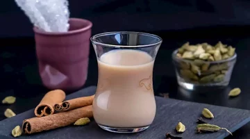 خبير تغذية: فوائد خارقة لشرب القرنفل مع الحليب