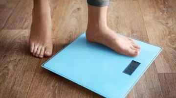 خبير تغذية يحذر: هذه العادة سبب زيادة الوزن بعد الدايت