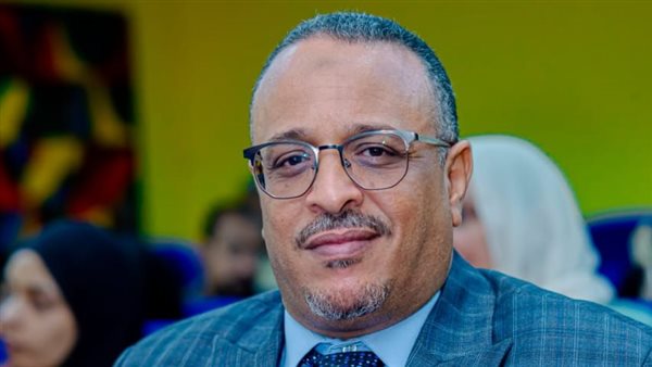 الدكتور عمرو عبد القادر عميدا لتربية نوعية جامعة جنوب الوادي 5 الدكتور عمرو عبد القادر عميدا لتربية نوعية جامعة جنوب الوادي