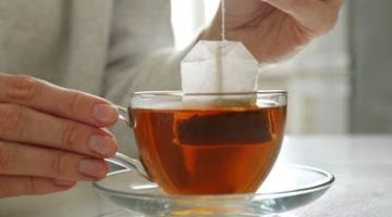 الشاي بعد الأكل.. عادة شائعة ولكن لها أضرار صحية