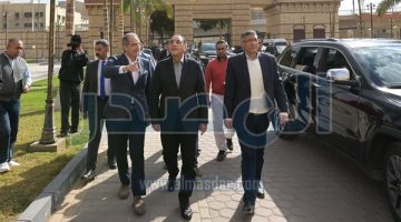 مدبولي: توجيهات رئاسية بالاستمرار في العمل نحو التحول إلى مجتمع رقمي متكامل