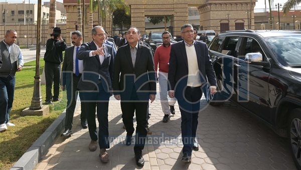 مدبولي: توجيهات رئاسية بالاستمرار في العمل نحو التحول إلى مجتمع رقمي متكامل 5 مدبولي: توجيهات رئاسية بالاستمرار في العمل نحو التحول إلى مجتمع رقمي متكامل