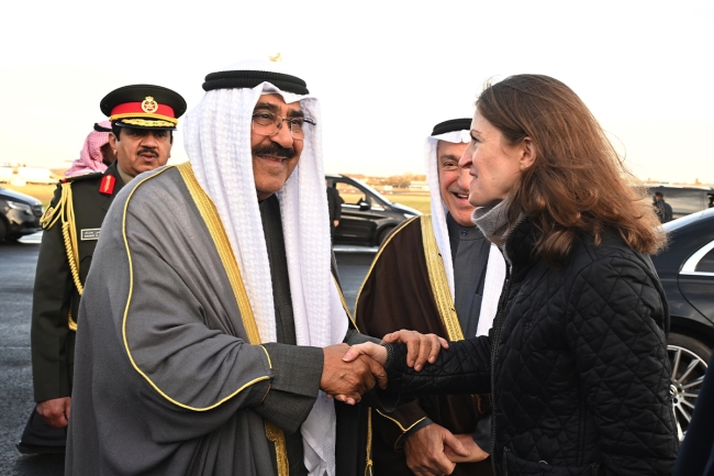 الأمير يغادر اسكتلندا بعد تلبية سموه دعوة شخصية من الملك تشارلز 5 الأمير يغادر اسكتلندا بعد تلبية سموه دعوة شخصية من الملك تشارلز