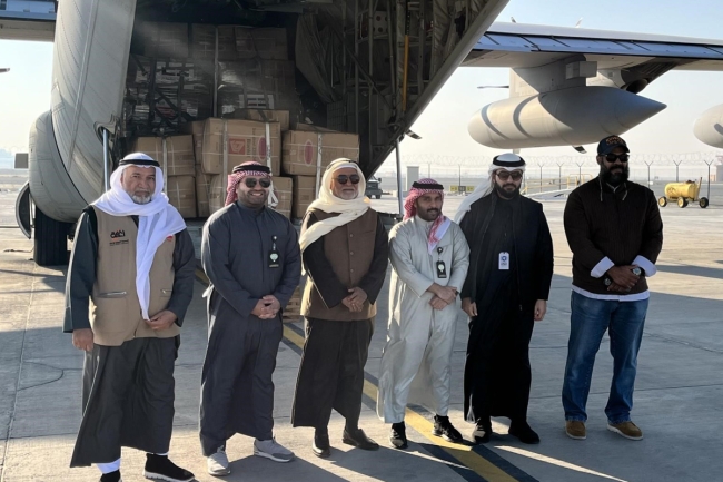 الكويت تسيّر الطائرة الإغاثية السادسة إلى سورية لدعم المحتاجين 5 الكويت تسيّر الطائرة الإغاثية السادسة إلى سورية لدعم المحتاجين