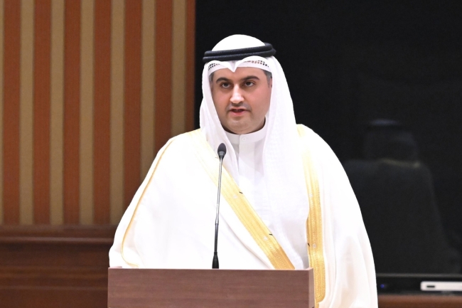 «العدل» تُشكل لجنة لفحص الشهادات الدراسية لموظفيها 5 «العدل» تُشكل لجنة لفحص الشهادات الدراسية لموظفيها