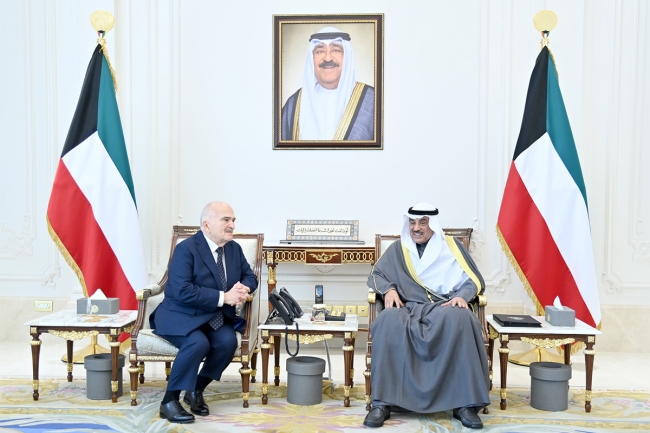 سمو ولي العهد يستقبل الحسن بن طلال بمناسبة زيارته للبلاد 5 سمو ولي العهد يستقبل الحسن بن طلال بمناسبة زيارته للبلاد