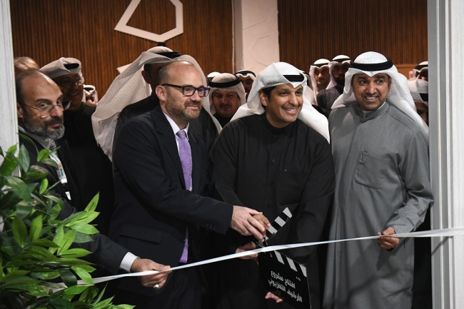 وزير الإعلام يُدشن المرحلة الثانية من مشروع الأرشيف التلفزيوني 5 وزير الإعلام يُدشن المرحلة الثانية من مشروع الأرشيف التلفزيوني