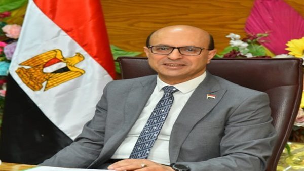 فريق جامعة أسيوط الطبي يحقق إنجازًا جديدًا في استئصال ورم ضخم بمستشفى الأورام 5 فريق جامعة أسيوط الطبي يحقق إنجازًا جديدًا في استئصال ورم ضخم بمستشفى الأورام