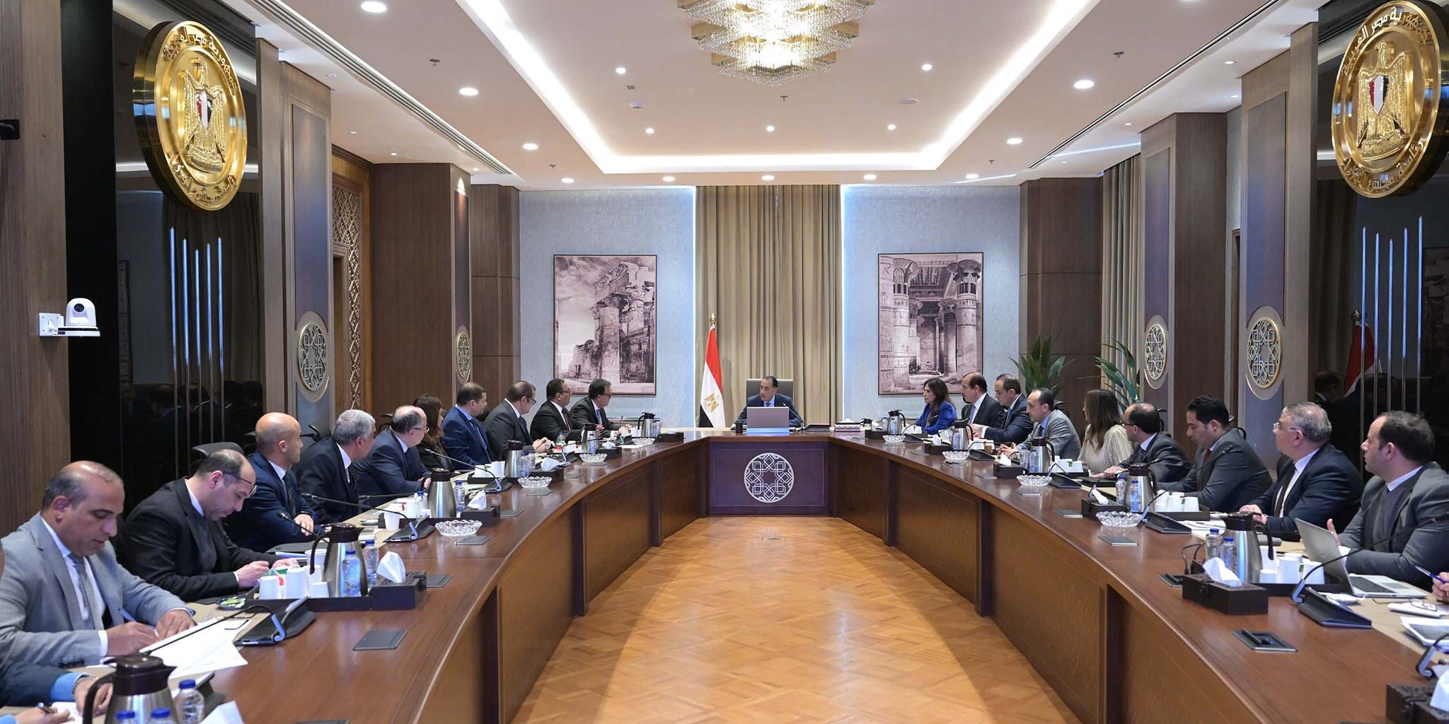 رئيس الوزراء يلتقي رئيس أكبر شركة صينية لتصنيع إطارات السيارات لبحث إقامة مشروعين جديدين في مصر 5 رئيس الوزراء يلتقي رئيس أكبر شركة صينية لتصنيع إطارات السيارات لبحث إقامة مشروعين جديدين في مصر