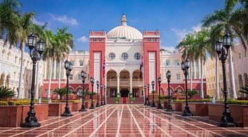 اختيار 3 أساتذة الجامعة البريطانية بلجنة قطاع الدراسات البينية بالمجلس الأعلى للجامعات