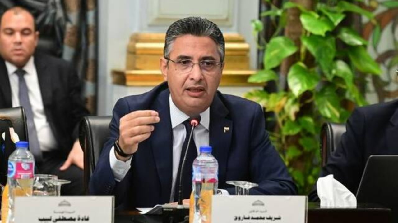 وزارة التموين تعلن عن مبادرة جديدة لتوفير السلع الأساسية بأسعار مخفضة تصل إلى 30% في المجمعات الاستهلاكية والمنافذ التموينية لضمان استقرار السوق وتخفيف الأعباء عن المواطنين 5 وزارة التموين تعلن عن مبادرة جديدة لتوفير السلع الأساسية بأسعار مخفضة تصل إلى 30% في المجمعات الاستهلاكية والمنافذ التموينية لضمان استقرار السوق وتخفيف الأعباء عن المواطنين