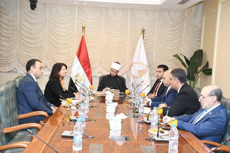 وزير الأوقاف يستقبل وفدًا من مكتب الأمم المتحدة المعني بالمخدرات والجريمة لبحث آفاق التعاون المشترك | الأخبار
