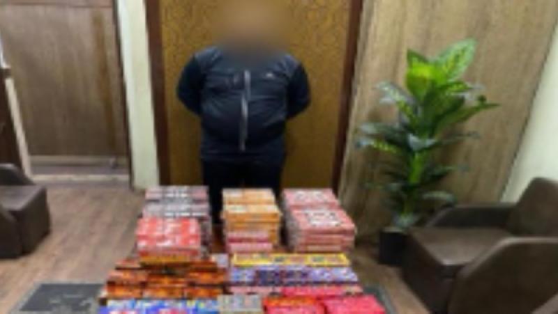 القبض على عاطل بحوزته كمية كبيرة من الألعاب النارية بالإسكندرية | الحوادث 5 القبض على عاطل بحوزته كمية كبيرة من الألعاب النارية بالإسكندرية | الحوادث