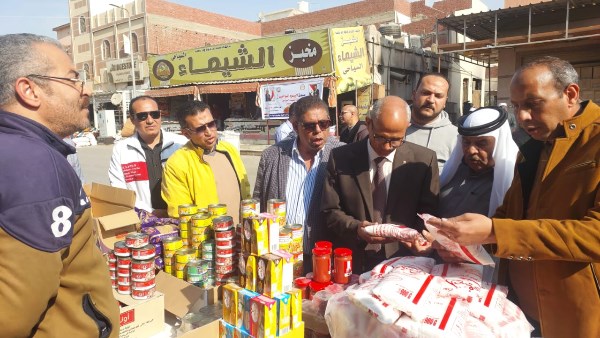 الغرف التجارية: إقبال كبير من المواطنين على سوق اليوم الواحد