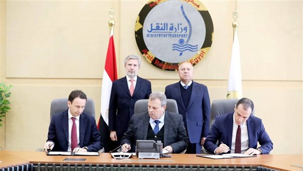هيئة سكك حديد مصر توقع إتفاقية إنشاء شركة جديدة مع «سالشيف الإيطالية» 5 هيئة سكك حديد مصر توقع إتفاقية إنشاء شركة جديدة مع «سالشيف الإيطالية»