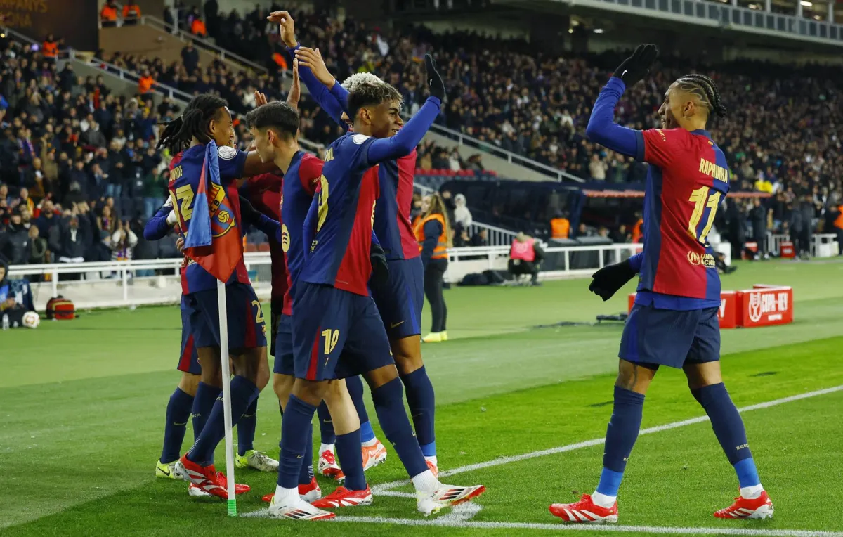 برشلونة يصعق بيتيس بخماسية ويتأهل للثمانية 5 برشلونة يصعق بيتيس بخماسية ويتأهل للثمانية