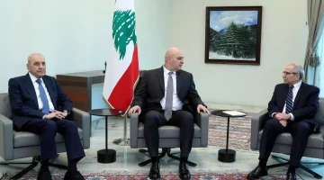 ماكرون في بيروت مع حزمة دعم دولية