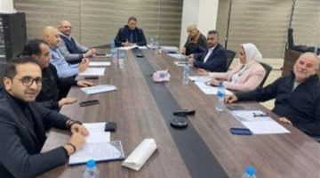 رئيس اتحاد اليد يتعاهد مع اللاعبين على انطلاقة قوية في بطولة العالم
