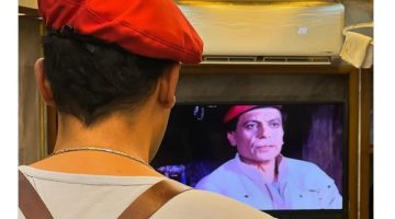 بصورة والده وملابسه.. محمد إمام يروج لـ “شمس الزناتي”
