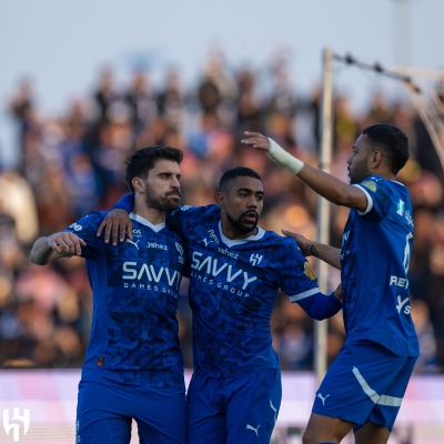 الهلال يهزم العروبة بخماسية ويتصدر روشن مؤقتًا 5 الهلال يهزم العروبة بخماسية ويتصدر روشن مؤقتًا