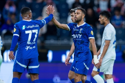 الهلال يقسو على الفتح بتسعة أهداف في روشن 5 الهلال يقسو على الفتح بتسعة أهداف في روشن