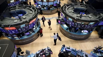 أسهم العظماء السبعة تقود خسائر السوق الأمريكية و”إنفيديا” يهبط 11%