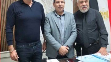 بتدخل نقابة المهن التمثيلية.. انتهاء خلاف أسرة شكري سرحان وعمر متولي