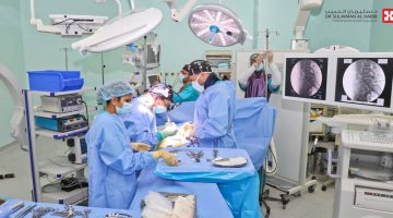 مستشفى الدكتور سليمان الحبيب بالخبر ينهي معاناة طفلة مع ورم ضاغط على الأعصاب بالحوض