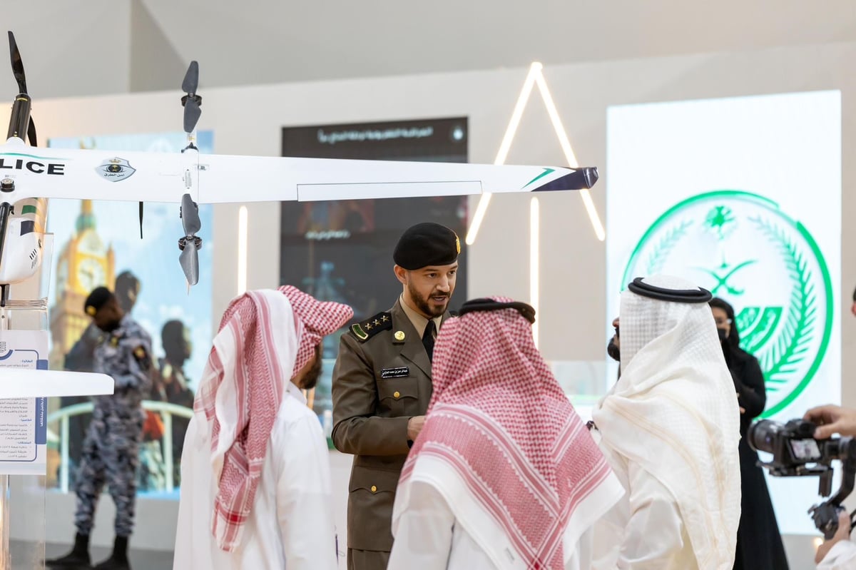 "مؤتمر الحج".. "الداخلية" تستعرض تقنيات الذكاء الاصطناعي والحلول الذكية لخدمة ضيوف الرحمن 5 “مؤتمر الحج”.. “الداخلية” تستعرض تقنيات الذكاء الاصطناعي والحلول الذكية لخدمة ضيوف الرحمن