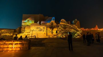 عاد بقصص جديدة.. حي الطريف يطلق فعاليّاته في موسم الدرعية 24-25 برحلة تاريخية غامرة