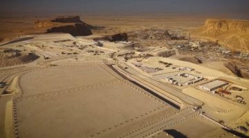 استاد الأمير محمد بن سلمان.. «تحفة معمارية في قمم جبال طويق» – أخبار السعودية