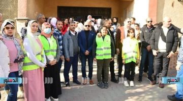 استمرار المراجعات المجانية للإعدادية ضمن مبادرة “انت قدها” وسط إقبال طلابى