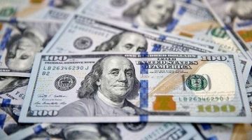 تراجع سعر الدولار أمام الجنيه المصري اليوم.. “مفاجأة داخل البنوك”
