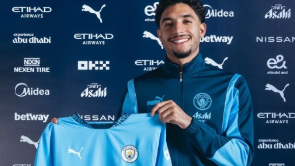 العريس وصل.. مانشستر سيتي يعلن انضمام مرموش على أنغام سعد الصغير 5 العريس وصل.. مانشستر سيتي يعلن انضمام مرموش على أنغام سعد الصغير