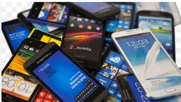 الهواتف الذكية تصيب المراهقين بهذا المرض 5 الهواتف الذكية تصيب المراهقين بهذا المرض