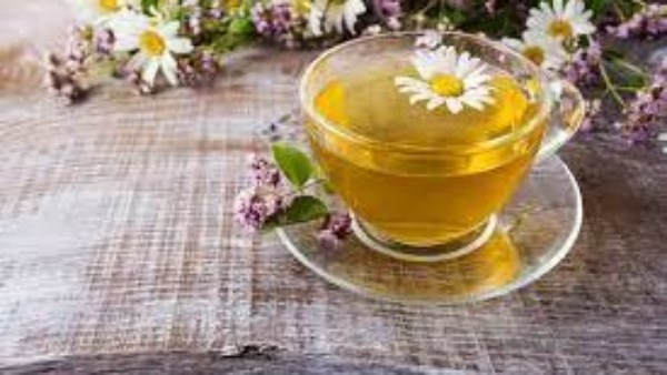 تناوله يوميا.. فوائد مشروب البابونج للقولون والمعدة 5 تناوله يوميا.. فوائد مشروب البابونج للقولون والمعدة