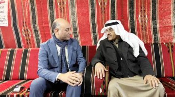 شيخ قبائل المنابهة في عنزة السورية لـ«عكاظ»: حمص تجاوزت الفتنة.. ولا عودة لـ«حزب الله» – أخبار السعودية