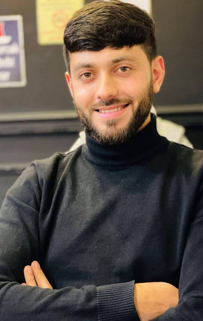 مصادر فلسطينية: استشهاد النجل الأكبر لـ "شبح القسام" عز الدين الحداد في قصف إسرائيلي على حي التفاح 5 مصادر فلسطينية: استشهاد النجل الأكبر لـ “شبح القسام” عز الدين الحداد في قصف إسرائيلي على حي التفاح