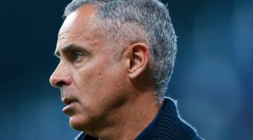 “هزيمة قاسية لجوميز”.. الهلال يحقق فوزًا تاريخيًا على الفتح 9-0 في الدوري السعودي