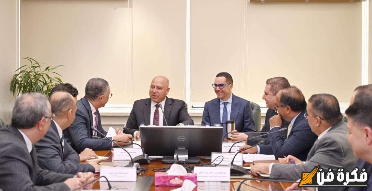 نائب رئيس الوزراء يؤكد ضرورة دراسة تعديل اشتراطات إقامة منطقة استثمارية جديدة لتحقيق التنمية الاقتصادية المستدامة وتعزيز بيئة الأعمال الجاذبة. 5 نائب رئيس الوزراء يؤكد ضرورة دراسة تعديل اشتراطات إقامة منطقة استثمارية جديدة لتحقيق التنمية الاقتصادية المستدامة وتعزيز بيئة الأعمال الجاذبة.
