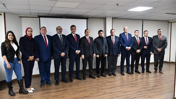 وزير الرياضة يلتقي مجلس إدارة الاتحاد المصري للدراجات "صور" 5 وزير الرياضة يلتقي مجلس إدارة الاتحاد المصري للدراجات “صور”