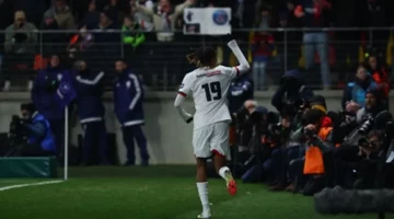 باريس سان جيرمان يتفوق على لو مان 2-0 ويتأهل إلى ربع نهائي كأس فرنسا في مباراة مميزة