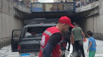 إنقاذ 34 شخصًا عالقًا بسياراتهم في المناطق المتضررة من السيول بالإسكندرية