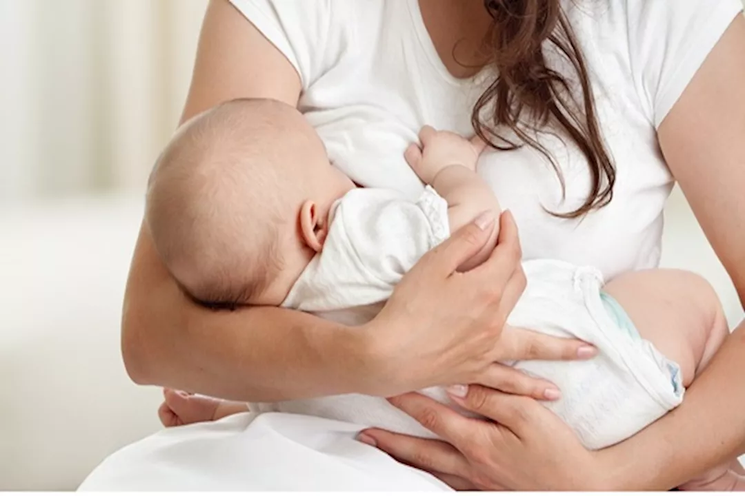 عادات خاطئة تقلل حليب الثدي 5 عادات خاطئة تقلل حليب الثدي