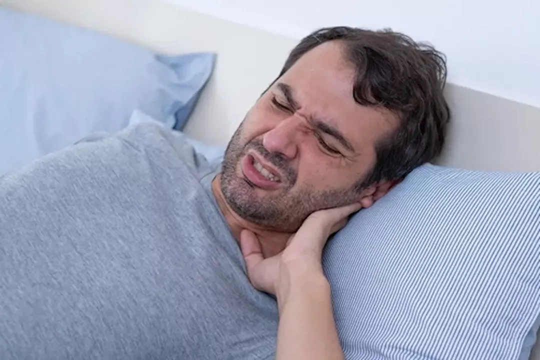 أعراض قصور الغدة الدرقية في الصباح 5 أعراض قصور الغدة الدرقية في الصباح